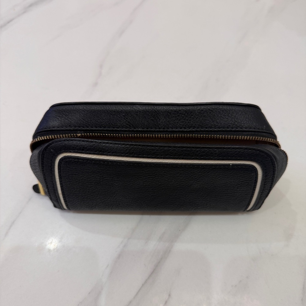 Lauren Ralph Lauren Women’s make-up bag